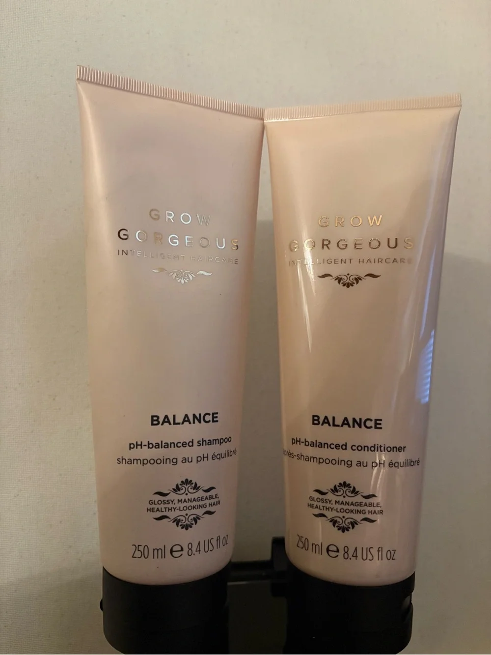 Balance pH-Balanced Shampoo in Blush Pink